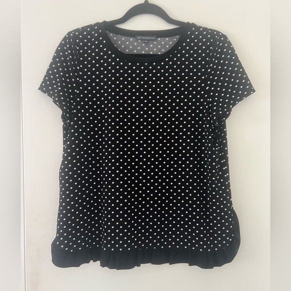 Polka Dot Black Top size S with ruffle detail (J145) - Picture 1 of 9